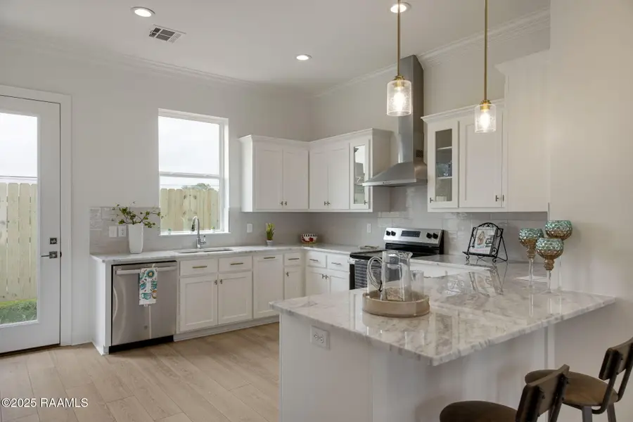 1510 Kaliste Saloom #205, Lafayette, LA 70508 - Image #2