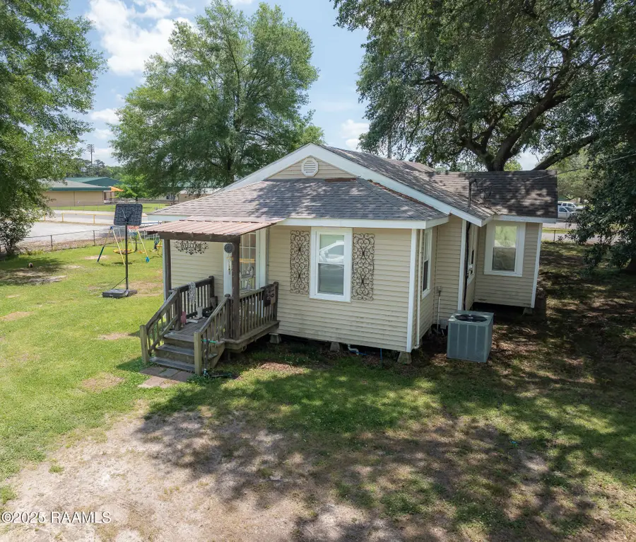 1207 Oak Street, Ville Platte, LA 70586 - Image #2