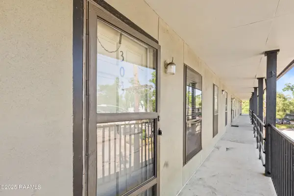 701 S College Road #303, Lafayette, LA 70503