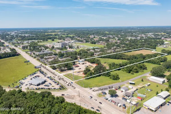 2644 Ambassador Caffery Parkway, Lafayette, LA 70506