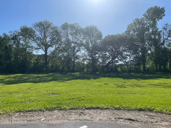 5300 E Belvedere Drive, Youngsville, LA 70592