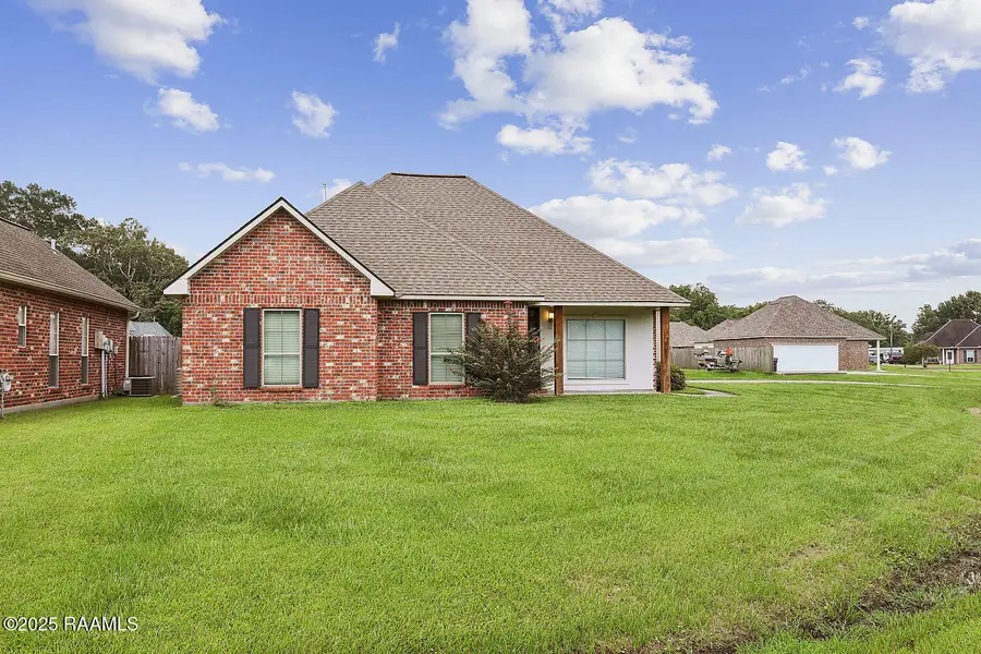 42172 Brandy Ave, Gonzales, LA 70737 - Image #2