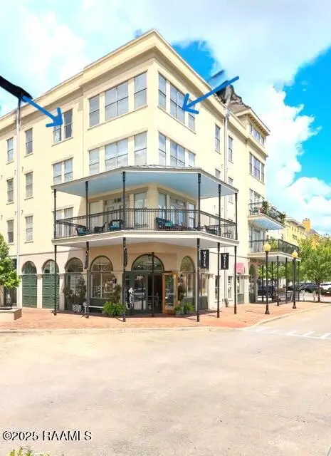 201 Settlers Trace Boulevard #2410, Lafayette, LA 70508