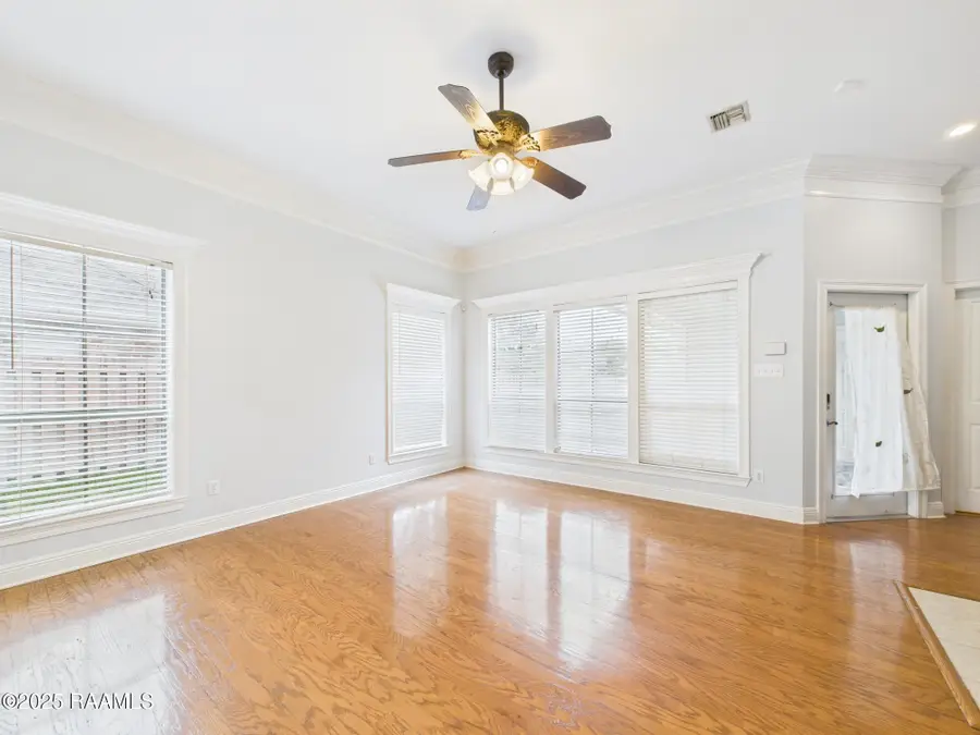 1007 Southlake Circle, Youngsville, LA 70592 - Image #2
