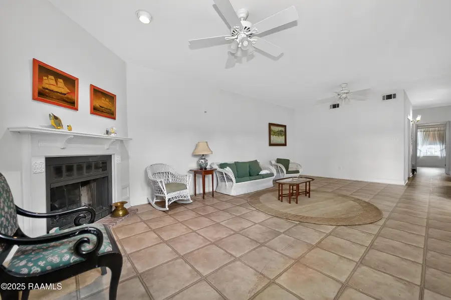 1009 Rue De Pierre, New Iberia, LA 70563 - Image #3