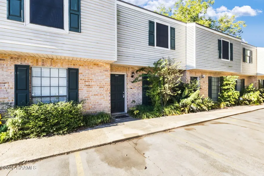 100 Winchester Drive #704, Lafayette, LA 70506 - Image #2