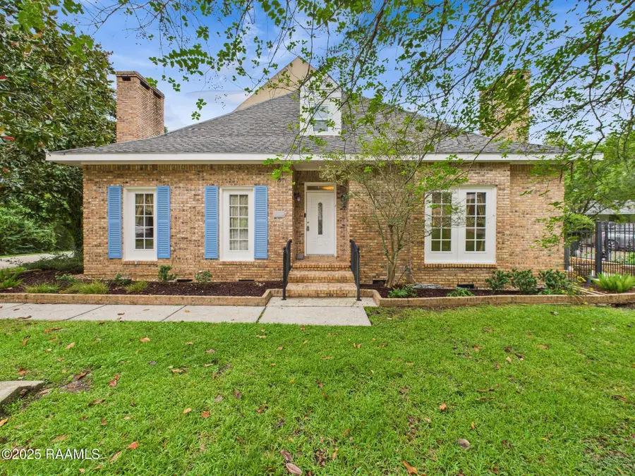 523 Esplanade Drive, Lafayette, LA 70508 - Image #2