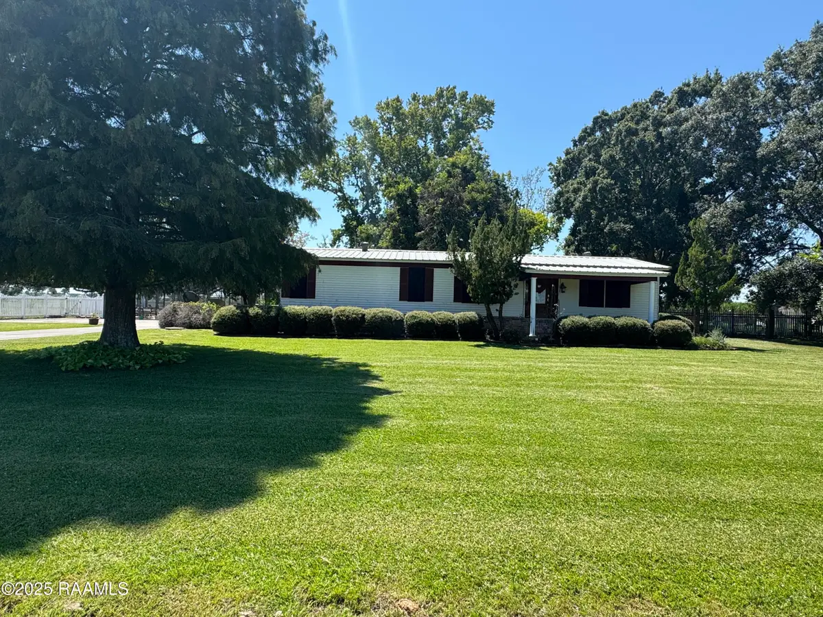 15736 St. Elmo Road, Erath, LA 70533 - Image #1