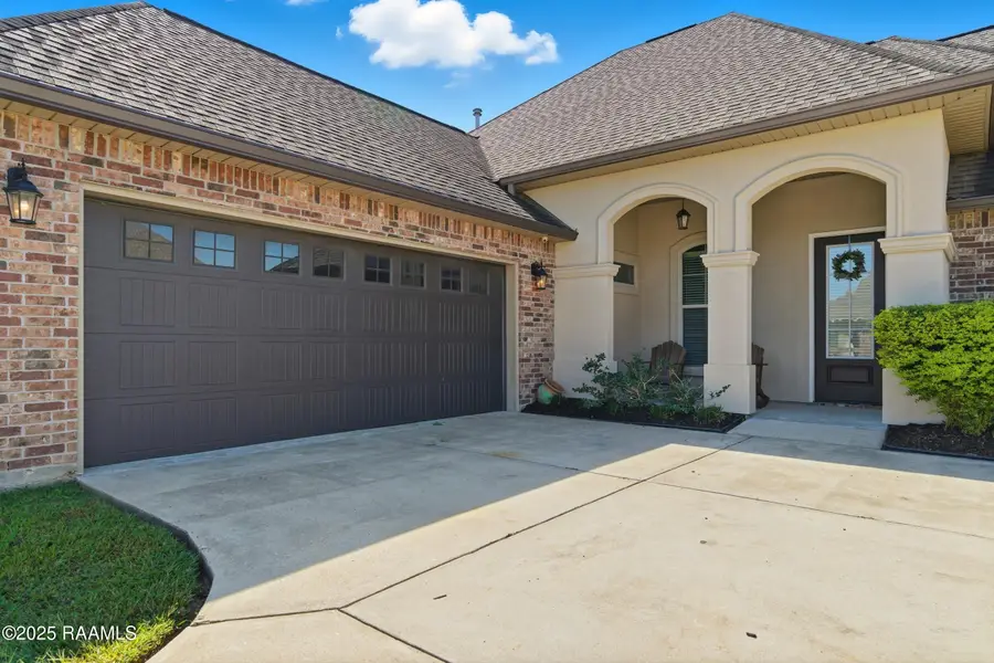 311 Bay Meadow Lane, Lafayette, LA 70507 - Image #2