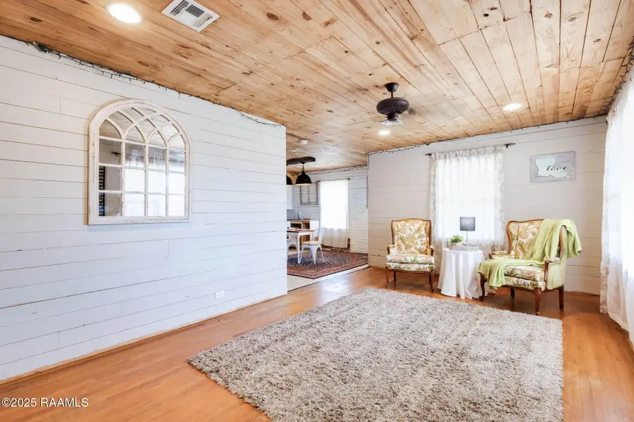 114 W Leblanc Street, Erath, LA 70533 - Image #3