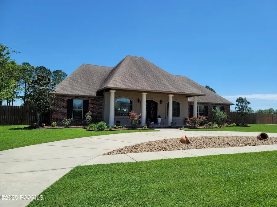 11420 Twin Oaks Circle, Maurice, LA 70555 - Image #2