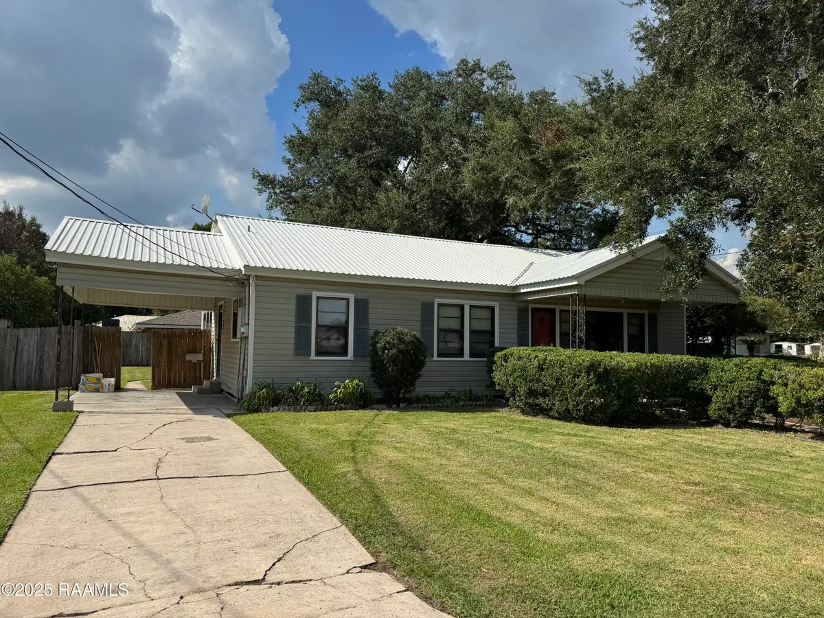 206 S Martin Luther King Jr Drive, Saint Martinville, LA 70582 - Image #1