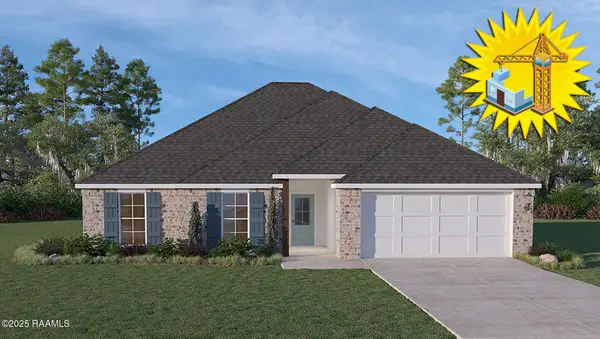 636 Griffiths Court, Breaux Bridge, LA 70517