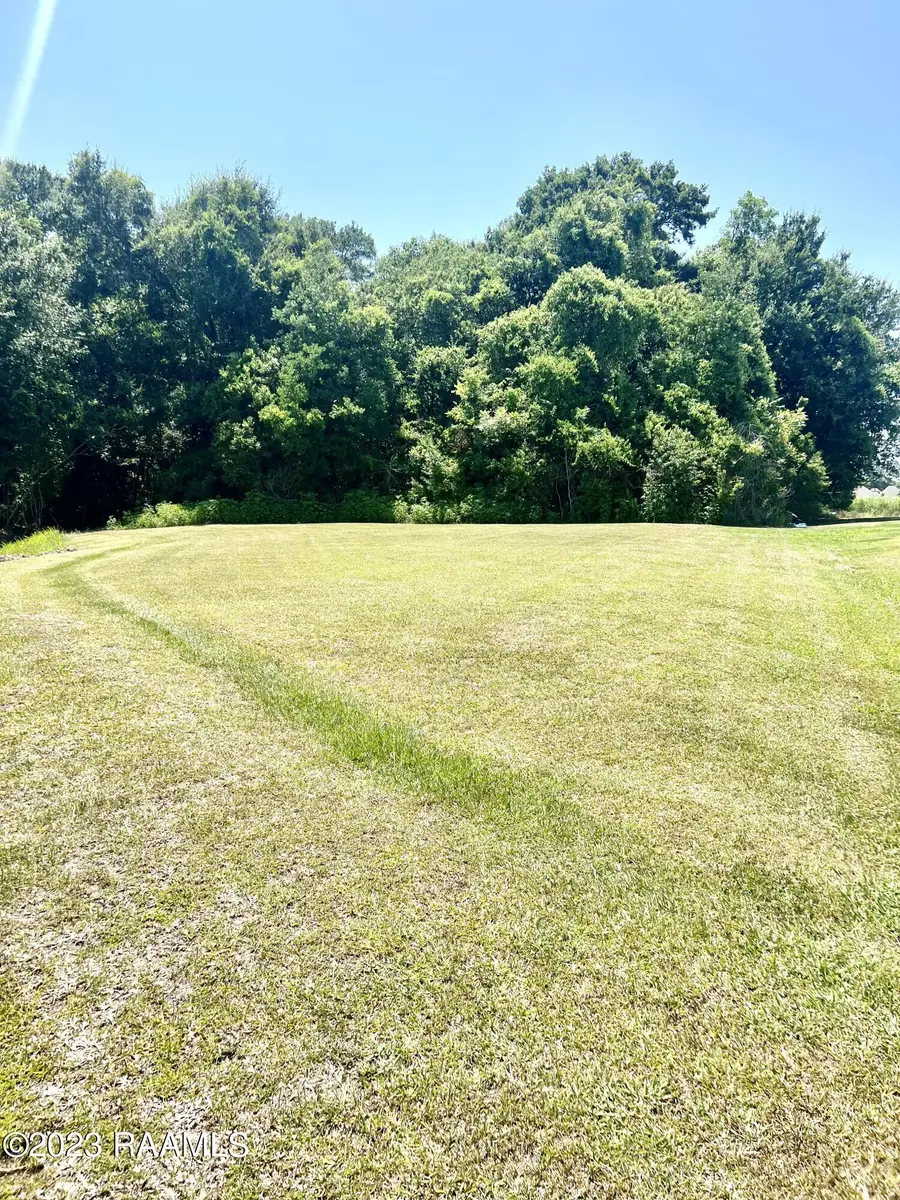 909 Oakcrest Drive, New Iberia, LA 70563 - Image #2