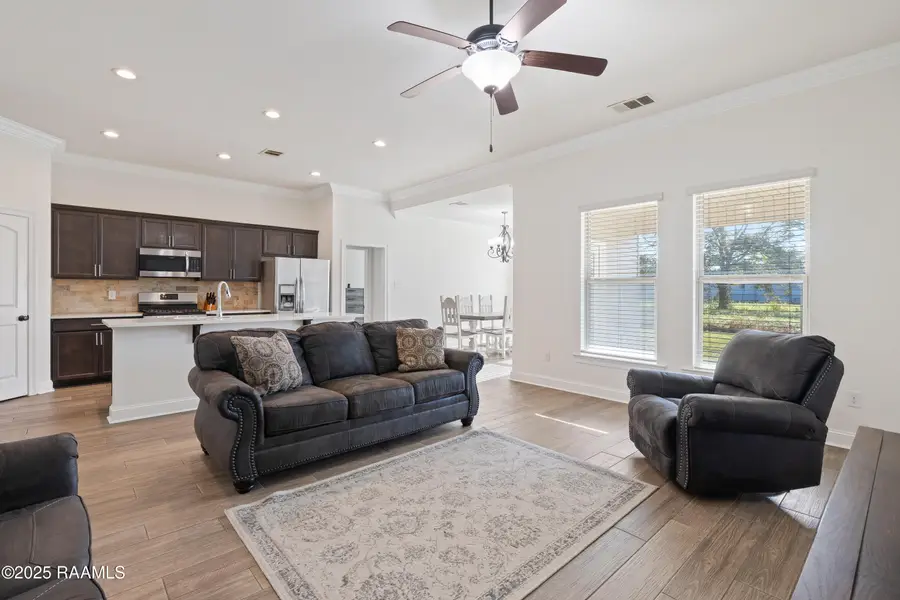 204 Sparrowhawk Street, Broussard, LA 70518 - Image #2