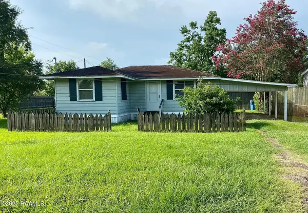 406 D Arceneaux Road, Scott, LA 70583