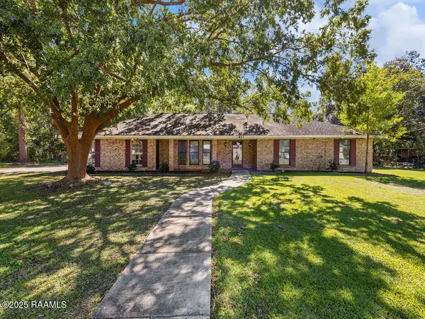 617 Sidney Drive, Breaux Bridge, LA 70517