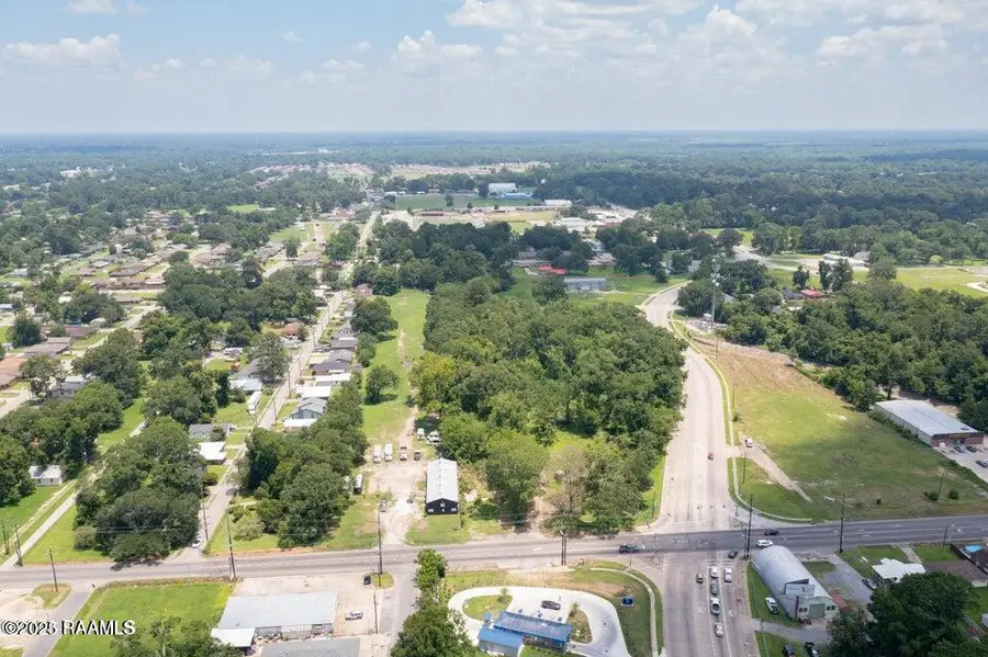 1007 Carmel Drive, Lafayette, LA 70501 - Image #2