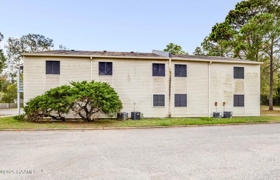200 Buttercup Drive #V-B, Lafayette, LA 70507 - Image #2