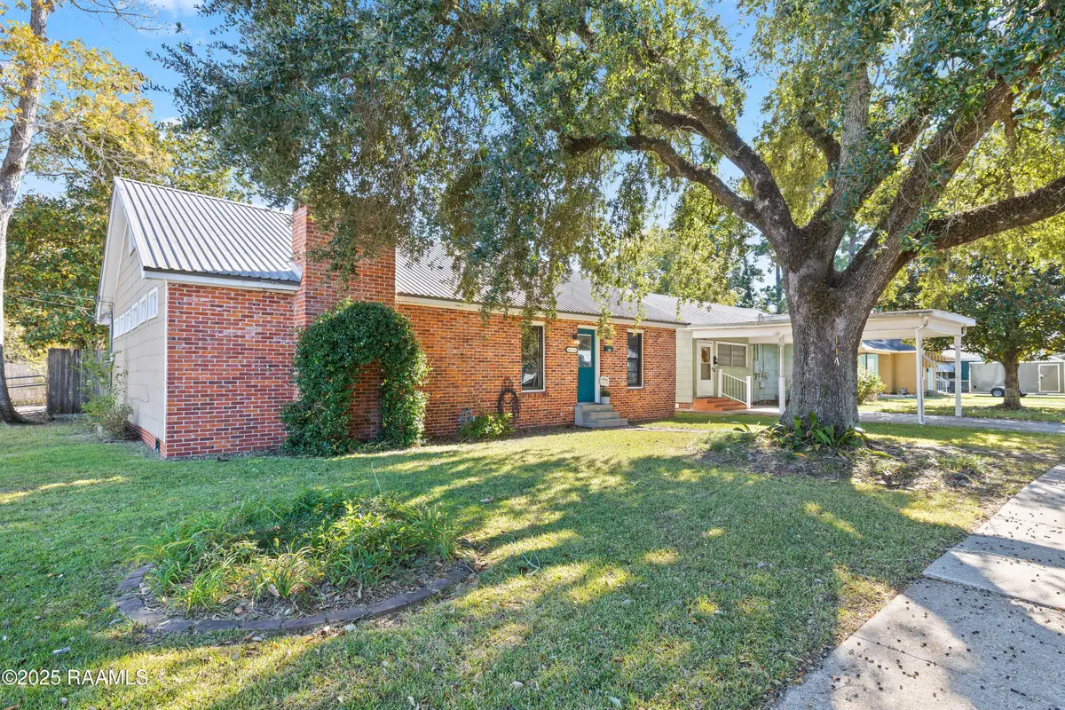 414 Ashton Street, New Iberia, LA 70563 - Image #1