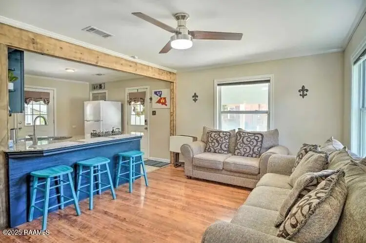 122 N Richelieu Circle, New Iberia, LA 70560 - Image #2