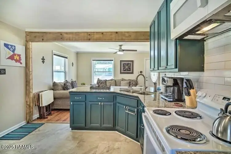 122 N Richelieu Circle, New Iberia, LA 70560 - Image #3