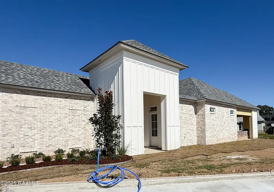 110 Bruges Lane, Youngsville, LA 70592 - Image #3