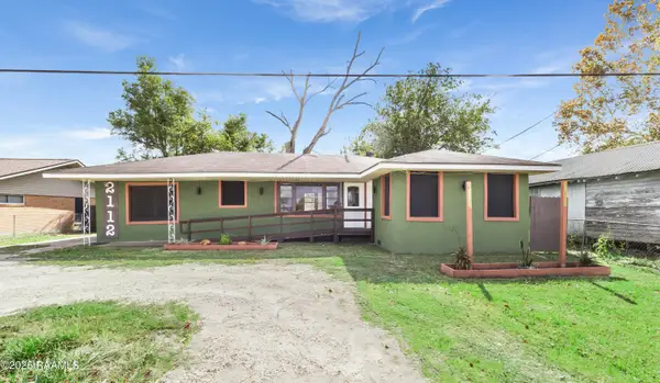 2112 Carmel Drive, Lafayette, LA 70501