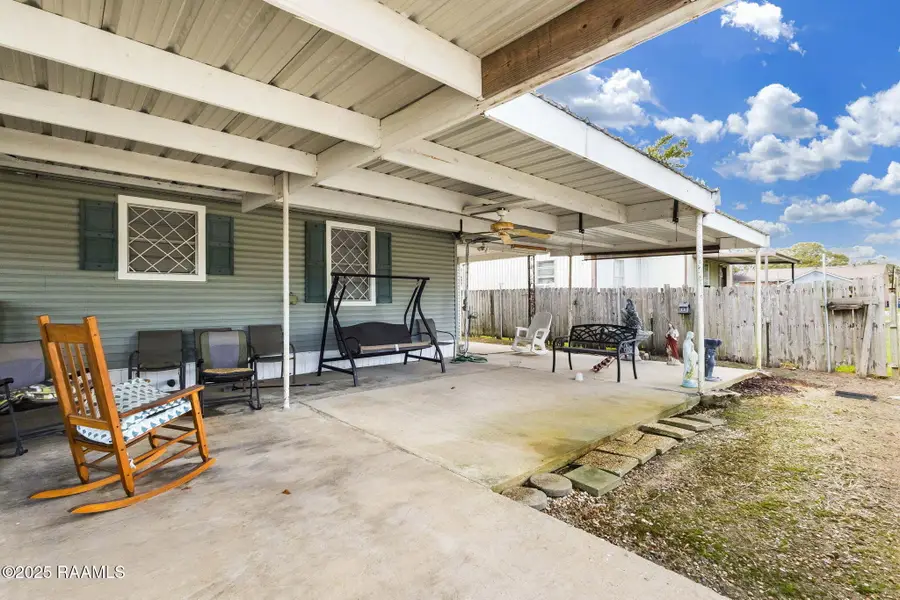 708 E Jeff Davis Avenue, Rayne, LA 70578 - Image #2