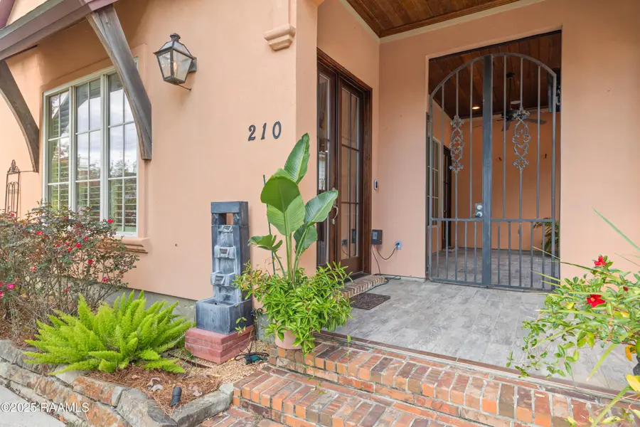 210 Palfrey Parkway, Youngsville, LA 70592 - Image #3