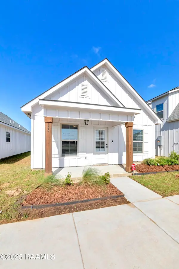 105 Sandstone Avenue, Scott, LA 70583