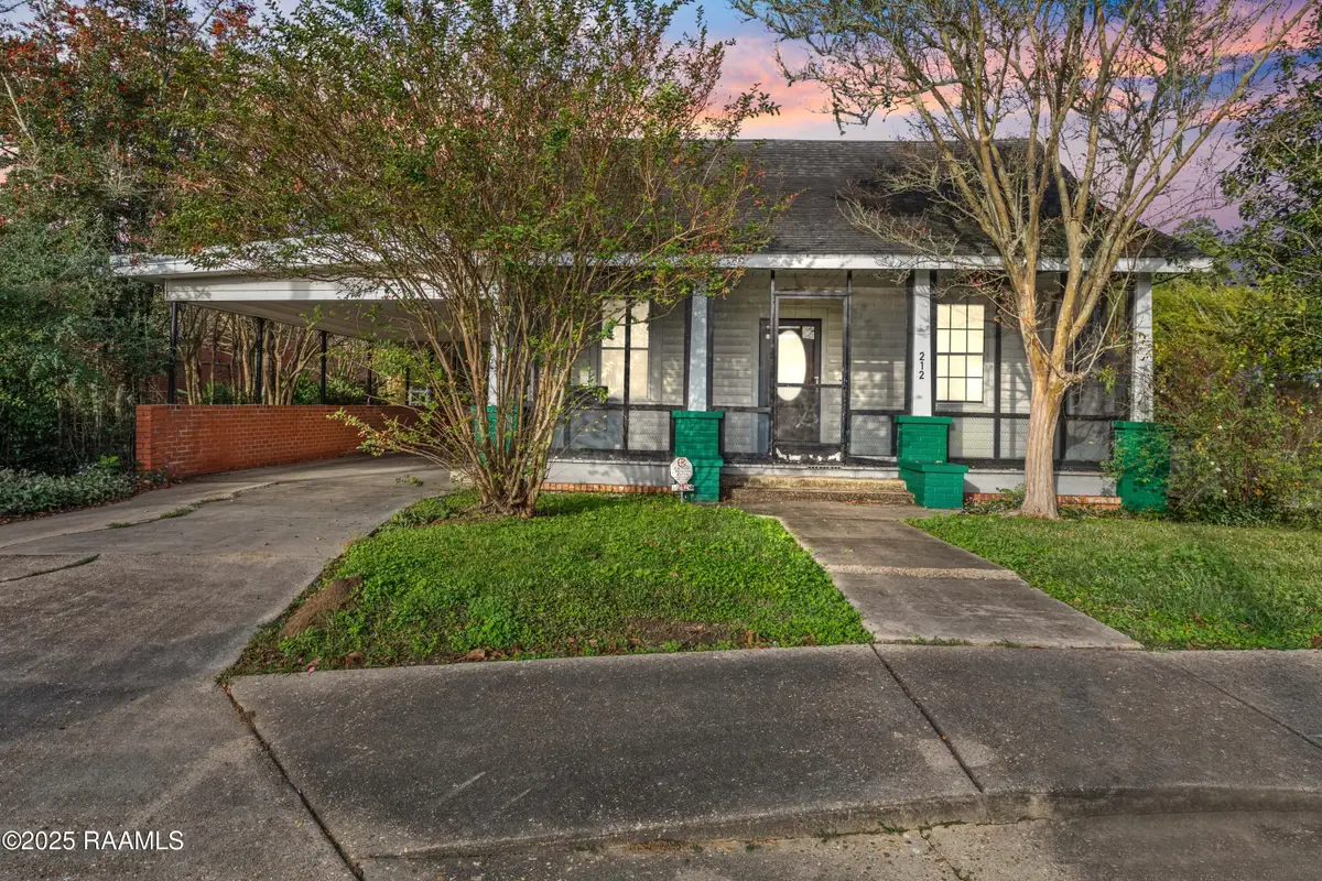 212 S Jefferson Street, Abbeville, LA 70510 - Image #1