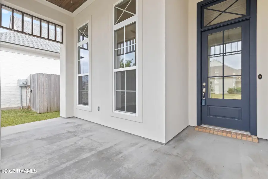 407 Channel Drive, Broussard, LA 70518 - Image #3