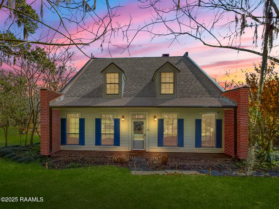 1112 Bayou Tortue Road, Broussard, LA 70518 - Image #2