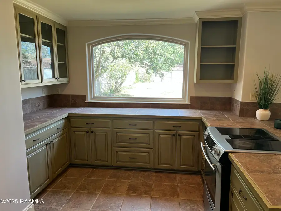 409 Orangewood Drive, Lafayette, LA 70503 - Image #3