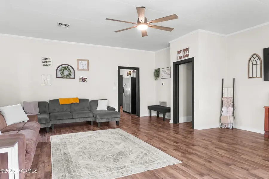 501 Daspit Street, Gueydan, LA 70542 - Image #2