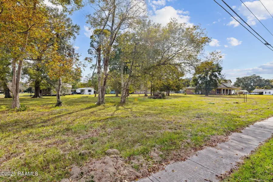 209 W Milton Avenue, Milton, LA 70558 - Image #2
