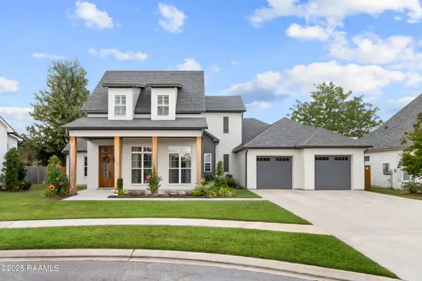 209 Stoney Shadow Drive, Lafayette, LA 70508