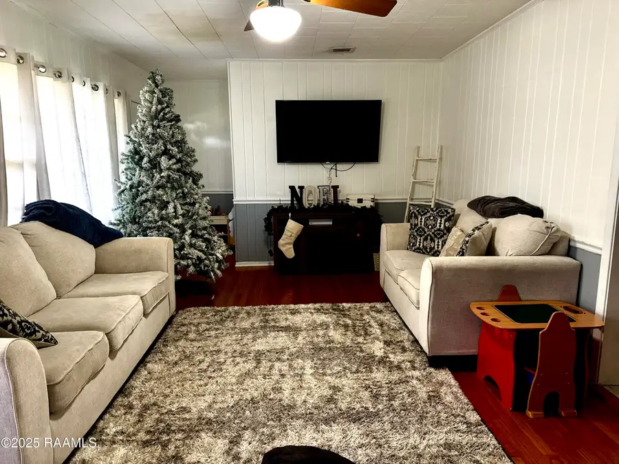 919 Grand Pointe Avenue, Breaux Bridge, LA 70517 - Image #3