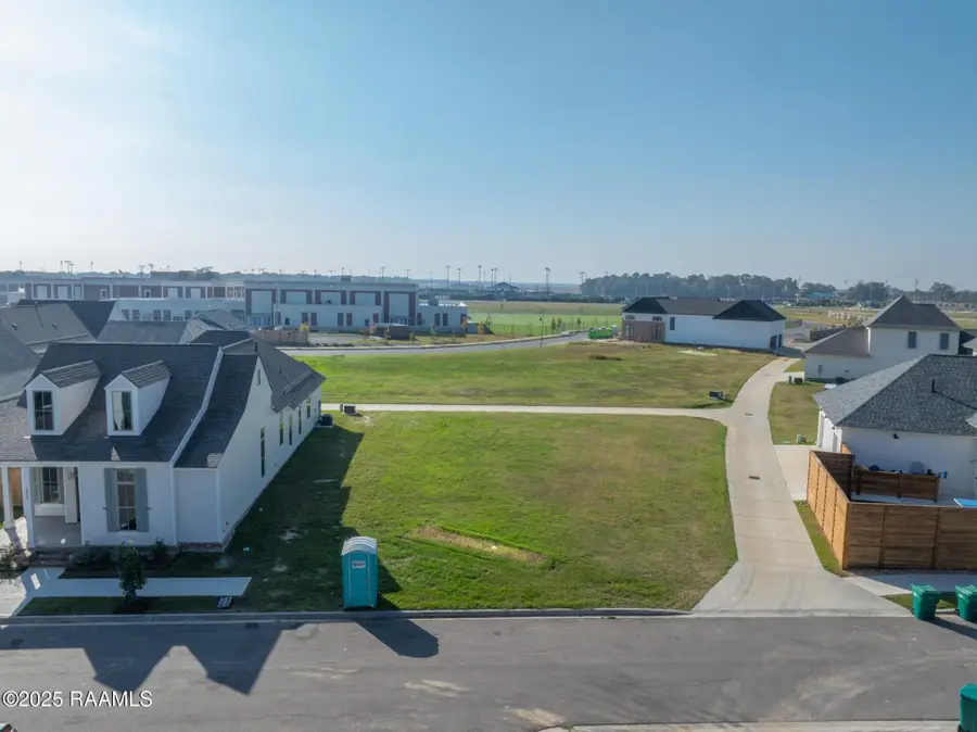 113 Hedgemoore Court, Youngsville, LA 70592 - Image #2