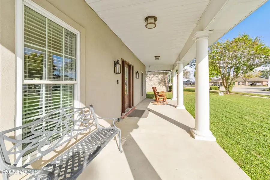 302 Riverside Drive, Berwick, LA 70342 - Image #2