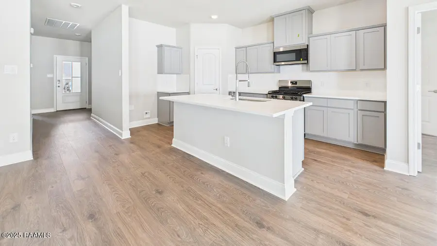 121 Harvest Falls Drive, Broussard, LA 70518 - Image #3