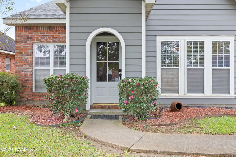 414 Lauren Drive, Scott, LA 70583 - Image #2