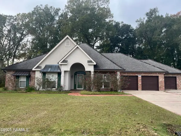 1000 Bear Creek Circle, Breaux Bridge, LA 70517