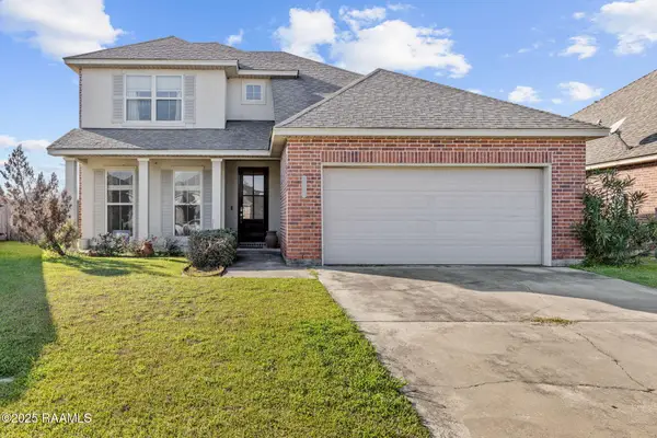 102 Still Waters Road, Broussard, LA 70518