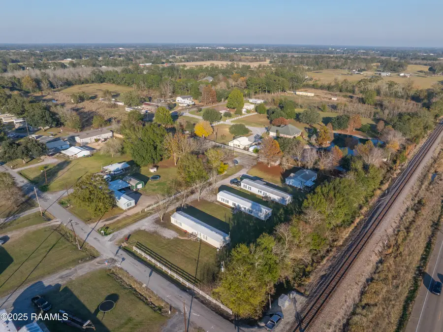 112/114 Rendezvous, Scott, LA 70583 - Image #2