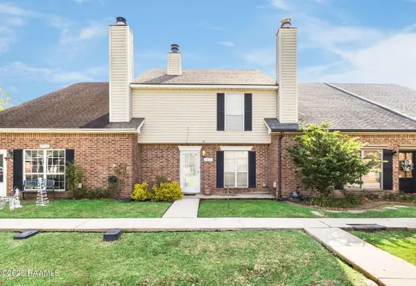 1010 Carriage Light Loop, Youngsville, LA 70592