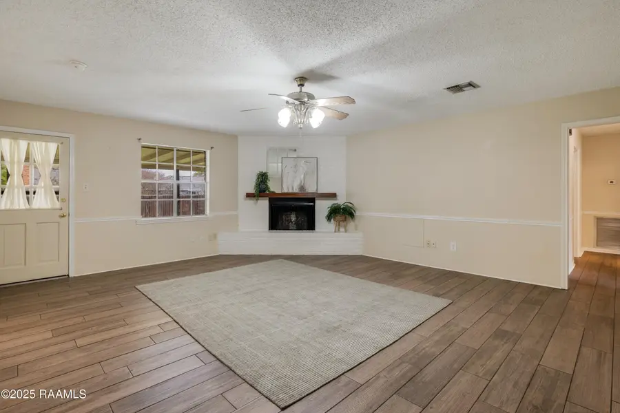 203 Bonaire Drive, Lafayette, LA 70506 - Image #3