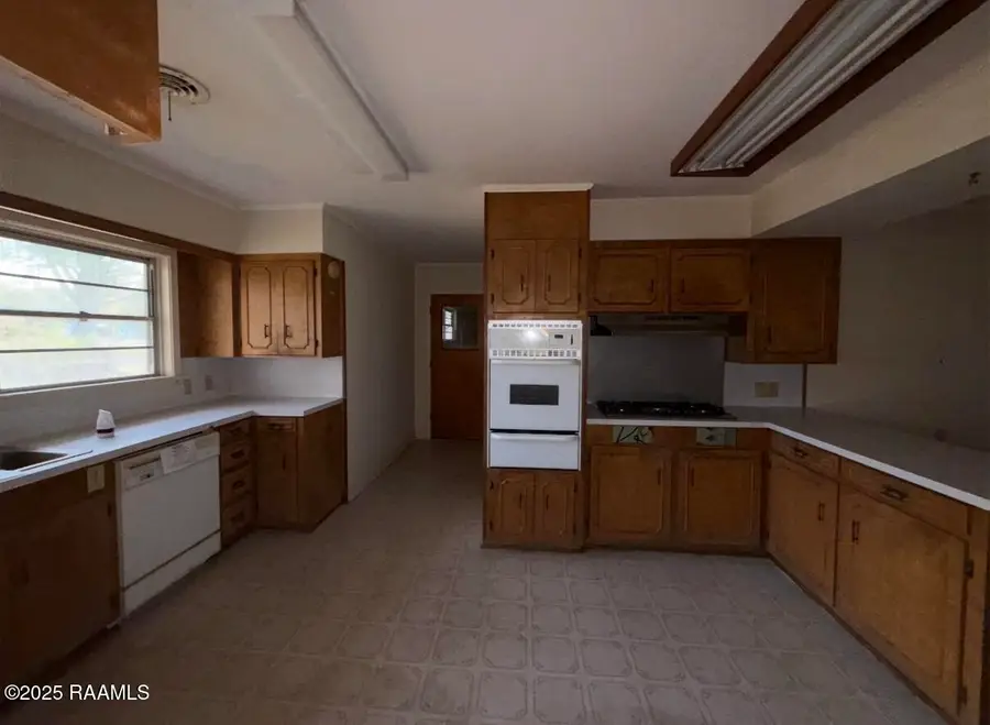 102 Greenwood Drive, Jennings, LA 70546 - Image #3