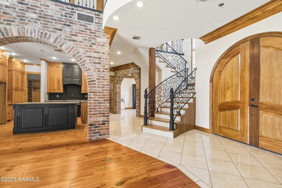 113 W Hoyt Avenue, Crowley, LA 70526 - Image #2